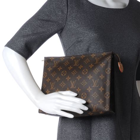 louis vuitton toiletry pouch 26 with chain|louis vuitton monogram toiletry pouch 26.